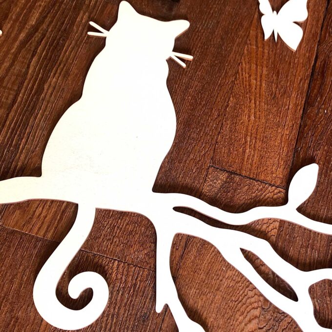 Gatto sul ramo - immagine 2